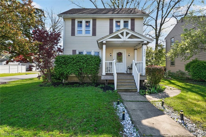 Be first or be sorry! Welcome home to this charming 3 bedroom, 1.5 bath colonial in the heart of historic downtown Cuyahoga Falls, with so many features that are sure to impress both inside and out! Step inside and you will be greeted by the spacious living room featuring beautiful hardwood floors, a lovely gas fireplace with built-ins, and tons of natural light! Living room flows effortlessly into the eat-in kitchen with maple cabinets, a breakfast bar perfect for entertaining guests, even more built-ins, and all appliances stay! First floor is completed with a carpeted family room, updated half bath, and first floor laundry! Head upstairs to find the massive full bathroom featuring a walk-in shower, jetted tub, newer vanity, and newer light fixture! Owner's suite features a massive closet with a barn door, and all 3 bedrooms have tasteful vinyl plank flooring. The bedroom with the built in shelving has stairs that give you access to the finished attic area, perfect for an office, extra storage, or play room! Full basement has even more opportunity for storage or a workshop and has glass block windows! Outside you will find a fenced in backyard with tons of space for family gatherings or peaceful leisure, a wooden deck, french drain, and access to your 2 car garage! Other features include: 13 windows replaced (2022), Roof (2015). Short drive to downtown Cuyahoga Falls, Portage Crossings, the Metro Parks,
and Cuyahoga Valley National Park! Don't miss out! Schedule your private tour today!