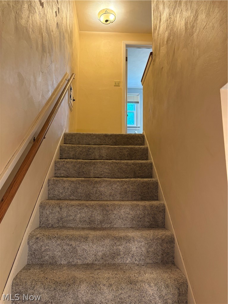 Elmknoll Heights - Residential