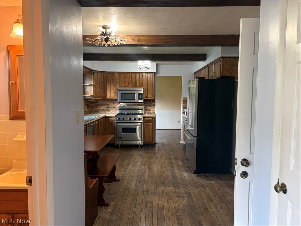 Elmknoll Heights - Residential