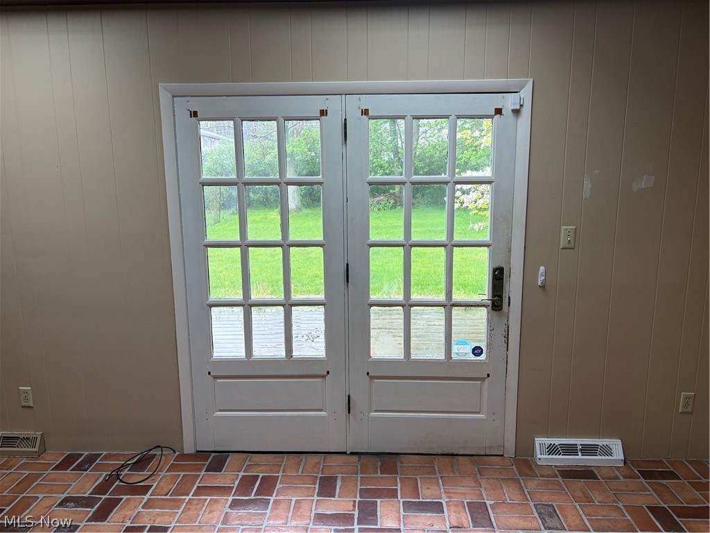 Elmknoll Heights - Residential