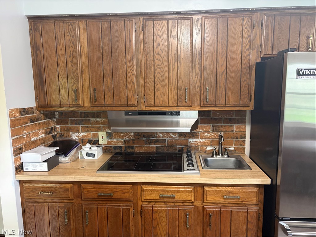 Elmknoll Heights - Residential