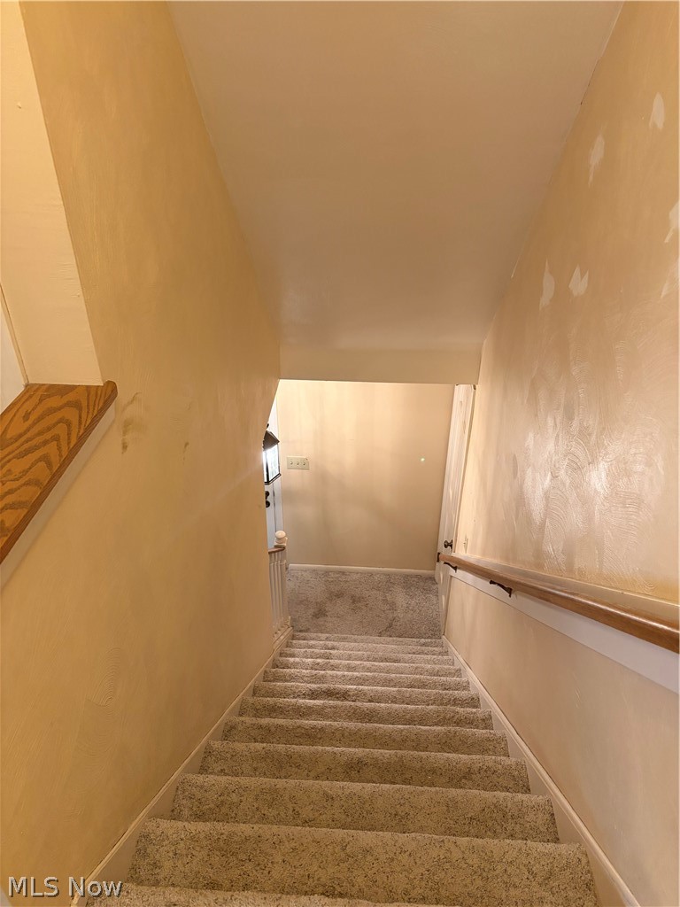 Elmknoll Heights - Residential