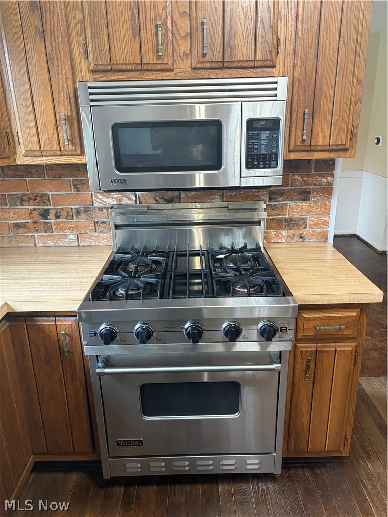 Elmknoll Heights - Residential