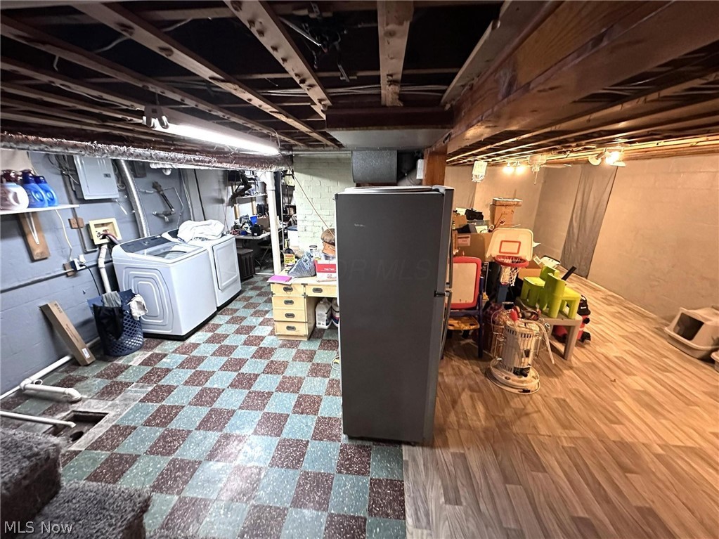 Henry V Butlers High Rdg Add - Residential