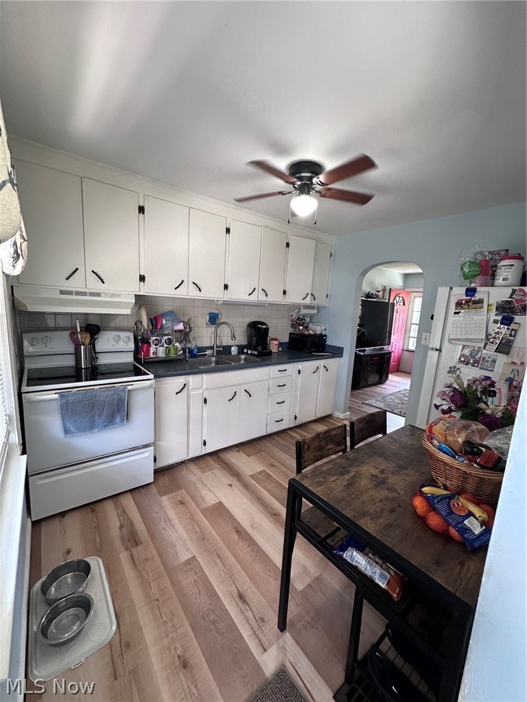 Henry V Butlers High Rdg Add - Residential