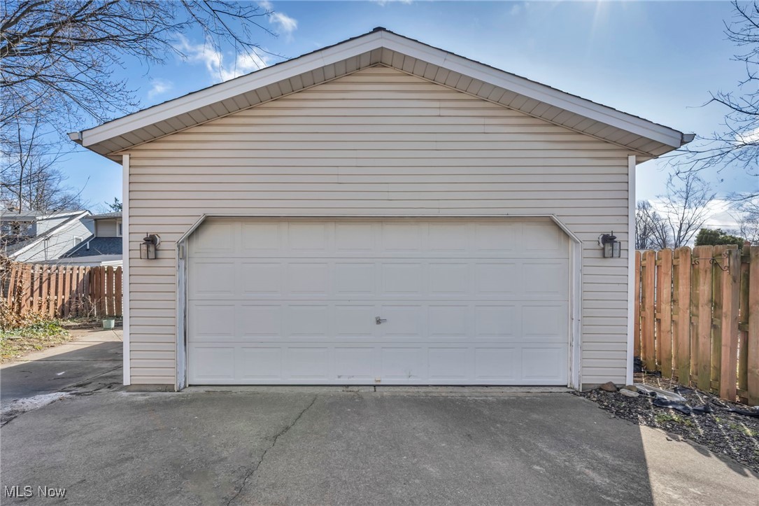915 Cherokee Trail, Willoughby, Ohio image 27