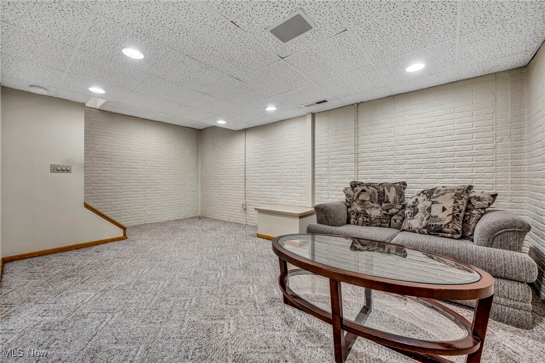 915 Cherokee Trail, Willoughby, Ohio image 18