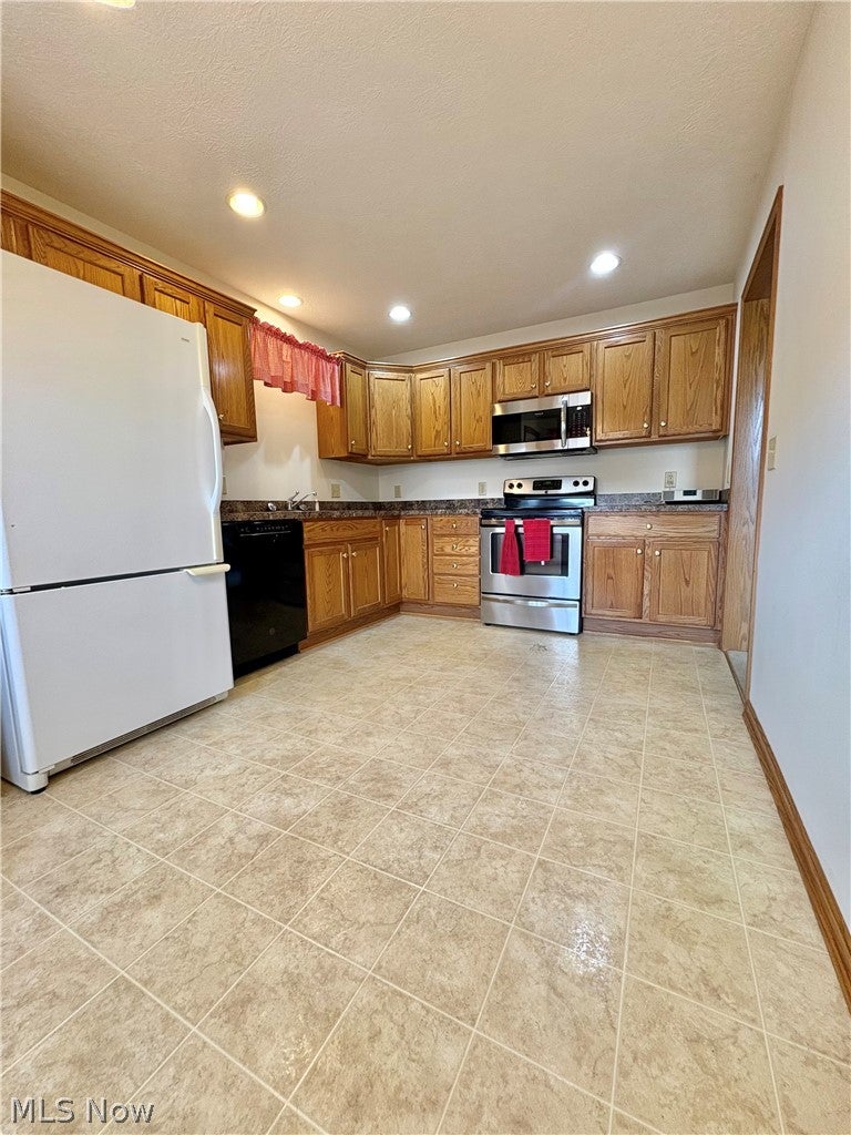 2146 University Commons Drive SE