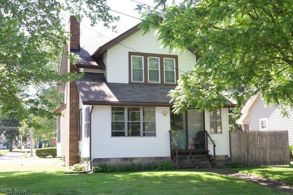 Say Hello To Home in this 1,148 sq. foot, 2 bedroom, 1.5 bath home, featuring hard wood floors, and an updated kitchen and dinning room! Plus, this house boasts an extra large 2.5 car garage with plenty of space.The beautiful kitchen features new laminate flooring, new cabinets and new counter tops. Open, airy light shines through the built-in window seat in the dining room. Solid hardwood floors give old-fashioned charm to the living room and both of the upstairs bedrooms. A wood burning fireplace is featured in the living room as well.The upstairs bathroom is completely updated, and the master bedroom features 2 oversize closets. Enjoy time outside on either of the two enclosed porches or the fenced in patio. HOME WARRANTY INCLUDED!