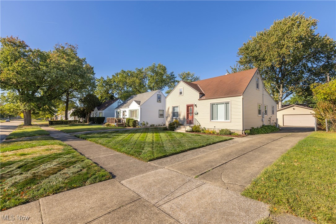 4368 W 189th Street