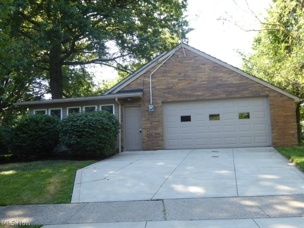 Forest Hills - Residential