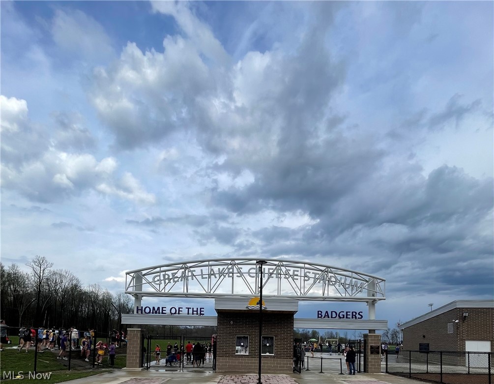 Troy Oaks - Residential