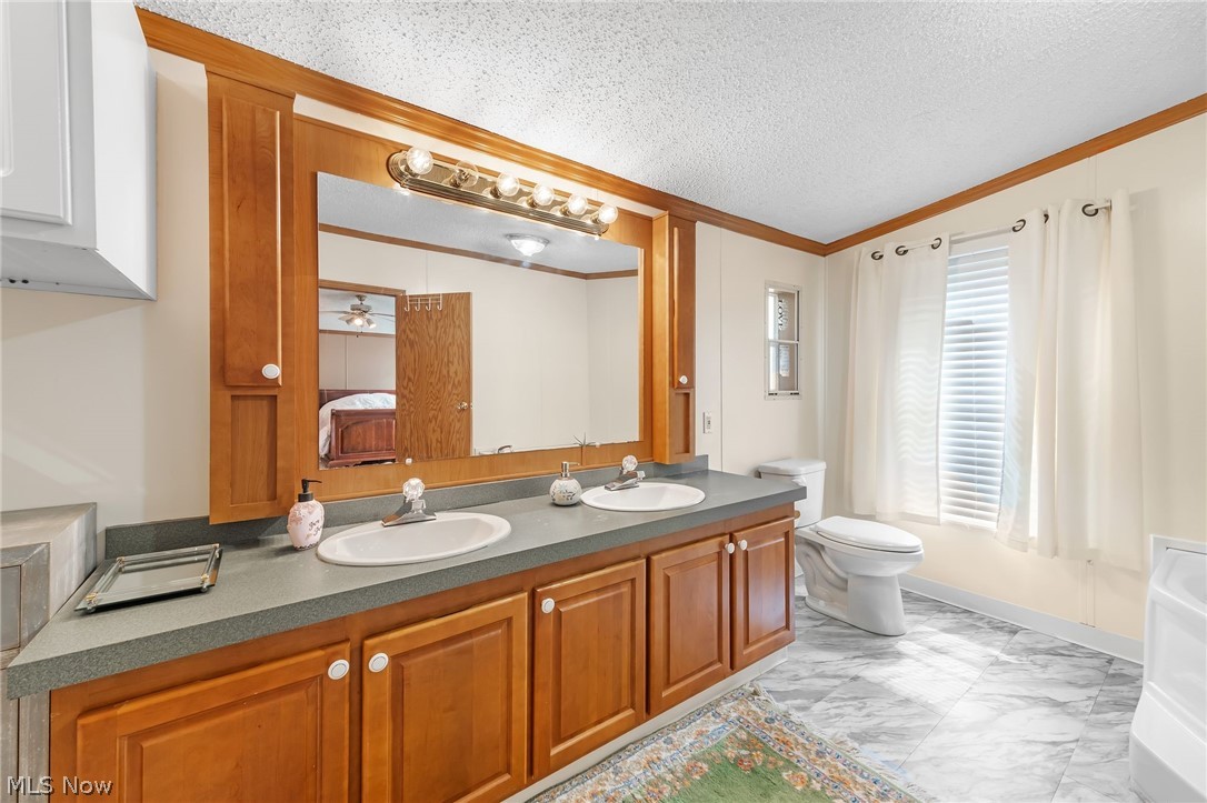 Troy Oaks - Residential