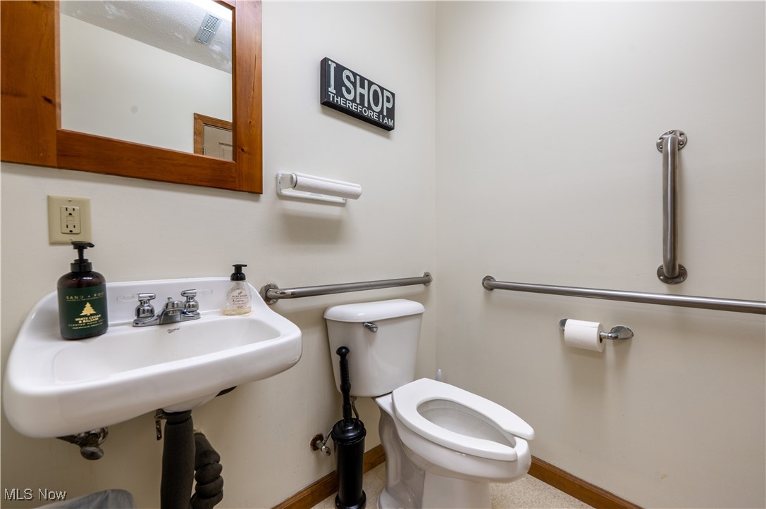 William Hardestys First Add - Commercial Sale