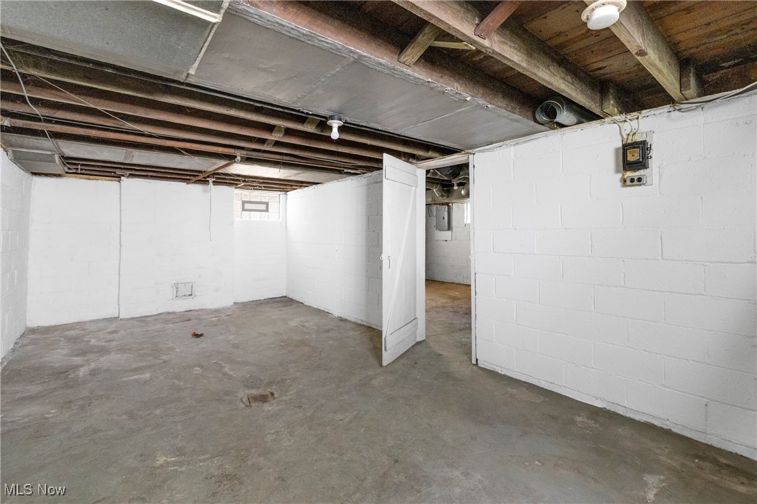 Howland Heights - Residential