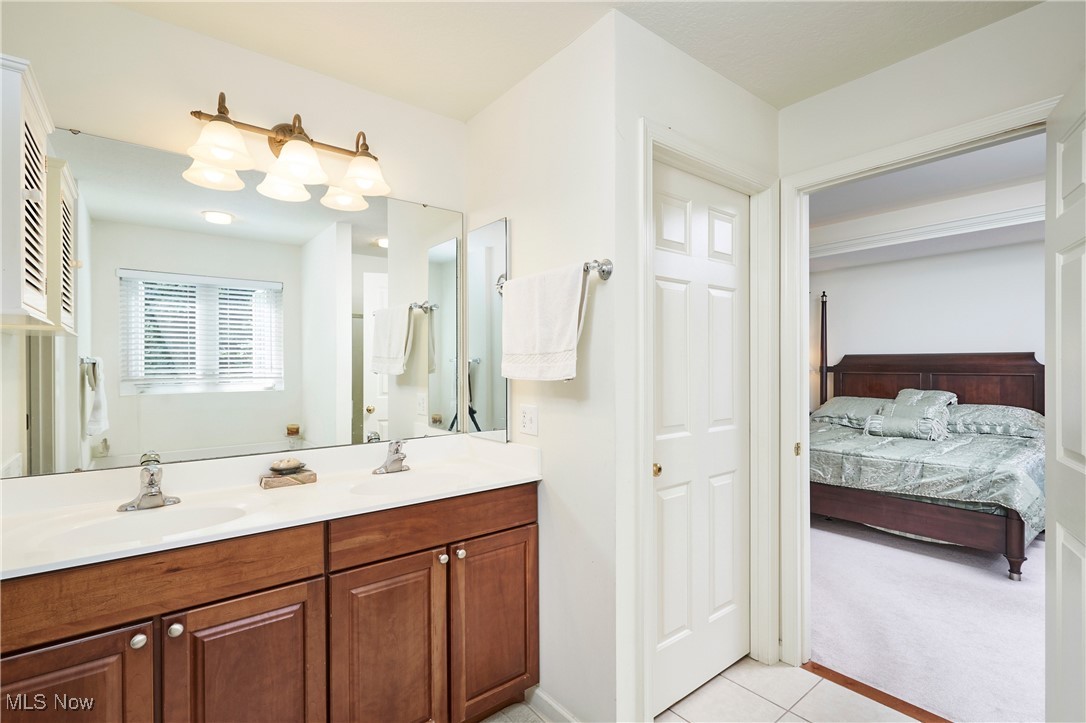 Richfield, Ohio 44286, United States, 4 Bedrooms Bedrooms, ,4 BathroomsBathrooms,Residential,Contingent,136746