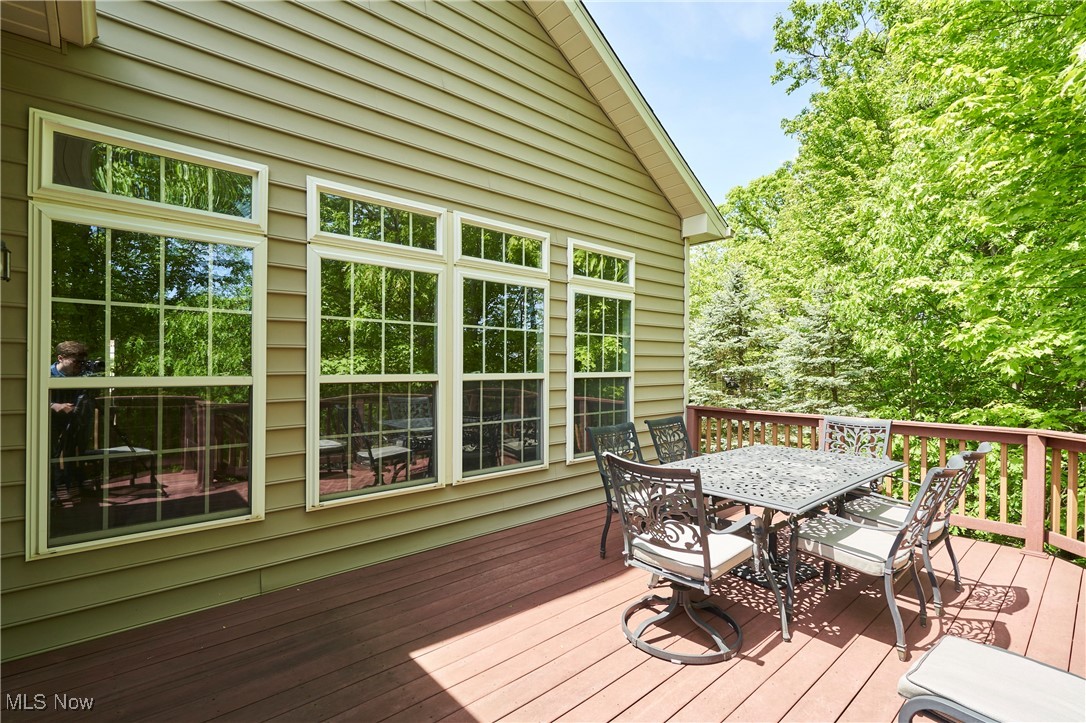 Richfield, Ohio 44286, United States, 4 Bedrooms Bedrooms, ,4 BathroomsBathrooms,Residential,Contingent,136746