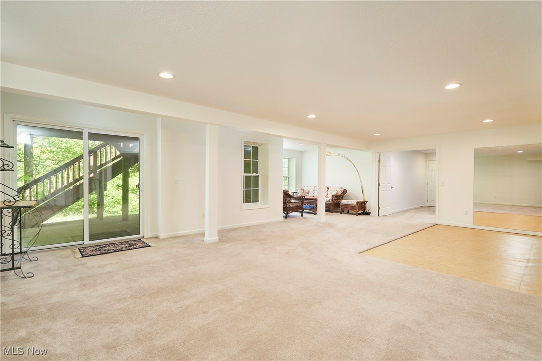 Richfield, Ohio 44286, United States, 4 Bedrooms Bedrooms, ,4 BathroomsBathrooms,Residential,Contingent,136746