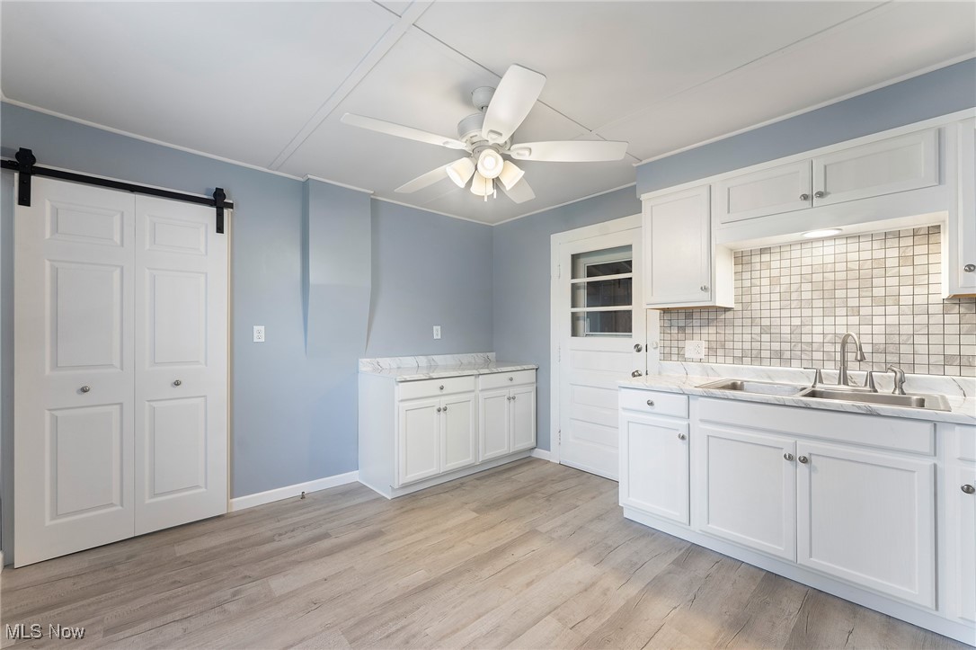 215 Holford Avenue, Niles, Ohio image 2