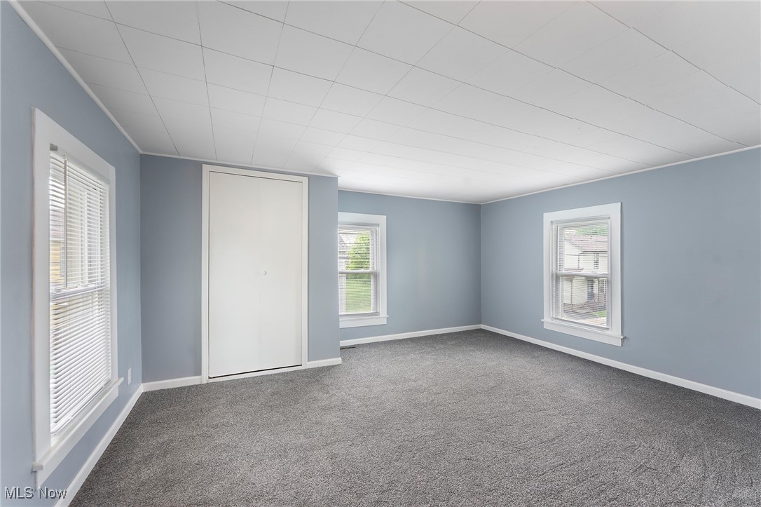 215 Holford Avenue, Niles, Ohio image 17