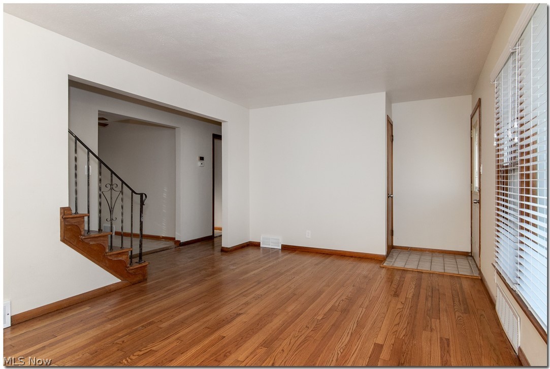 Nann Linn - Residential