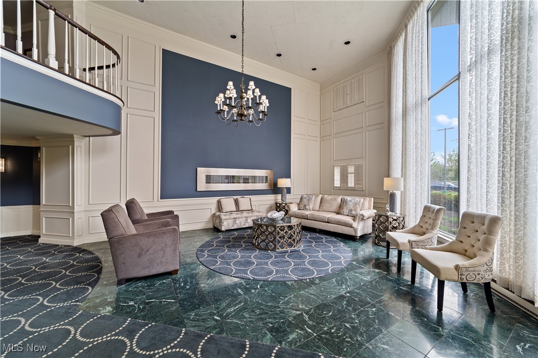 Acacia/Green Condo - Residential