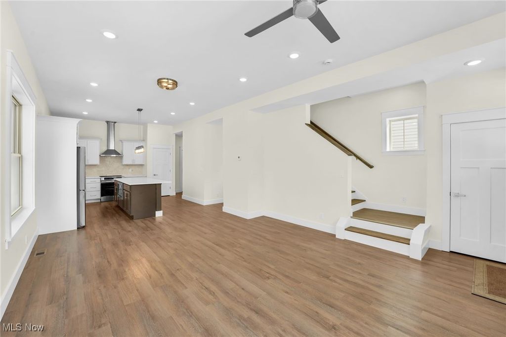 Photo of 1885 Woodlawn Avenue, Cleveland, OH 44112 (MLS # 5181546)