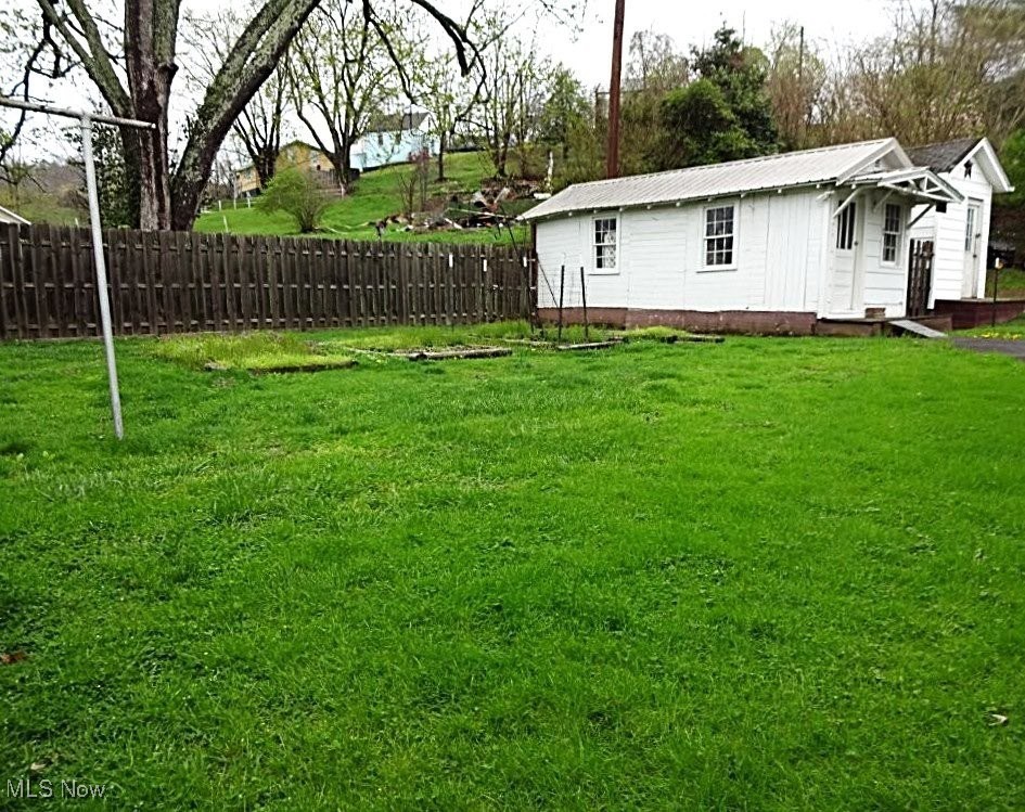 210 Third Street, Spencer, West Virginia image 32
