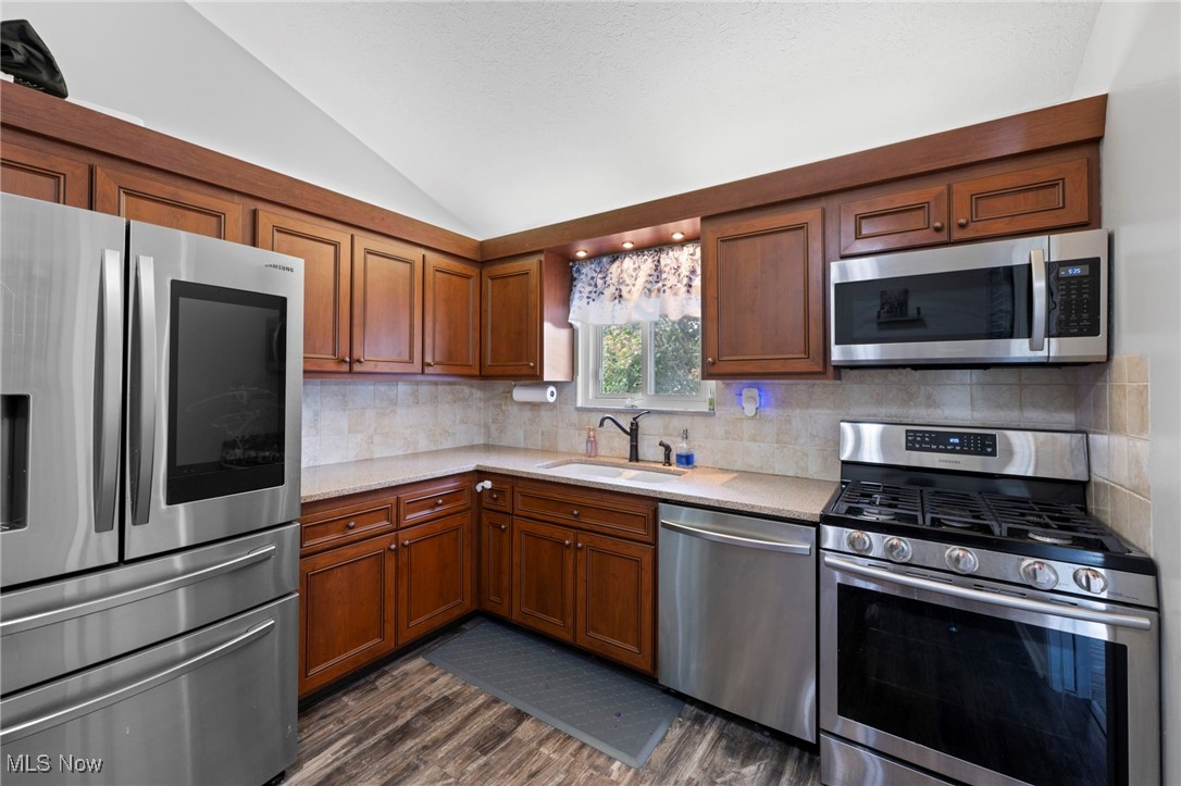 21104 Mastick Road
