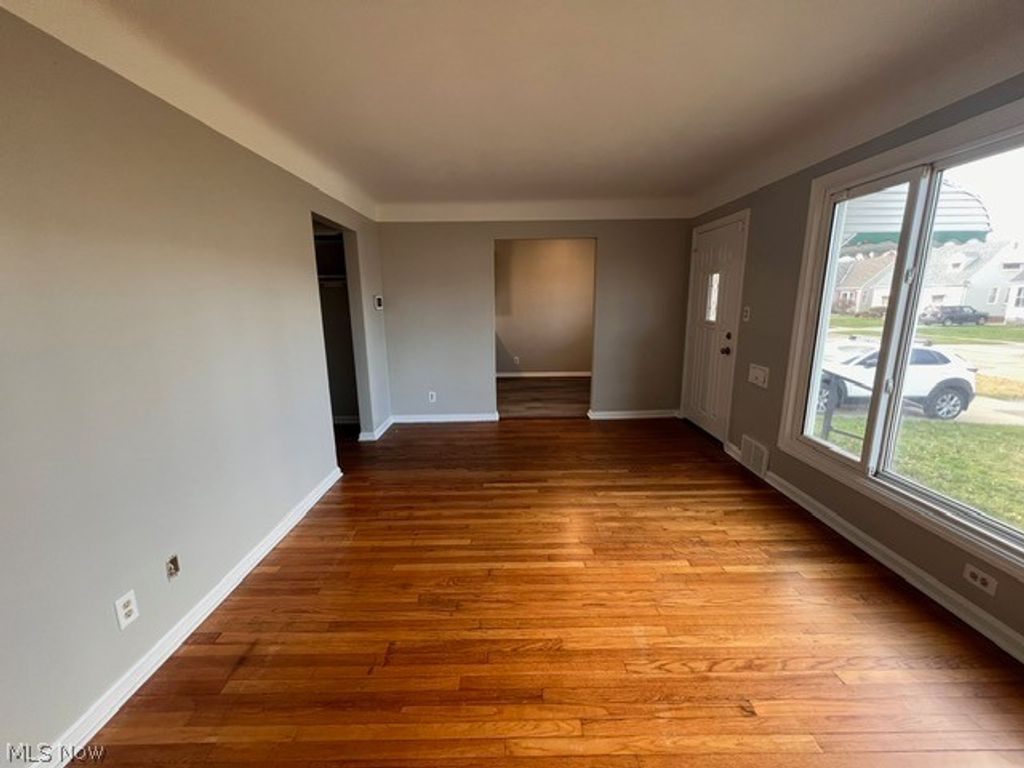 Photo of 5603 Allanwood Drive, Parma, OH 44129 (MLS # 5193217)