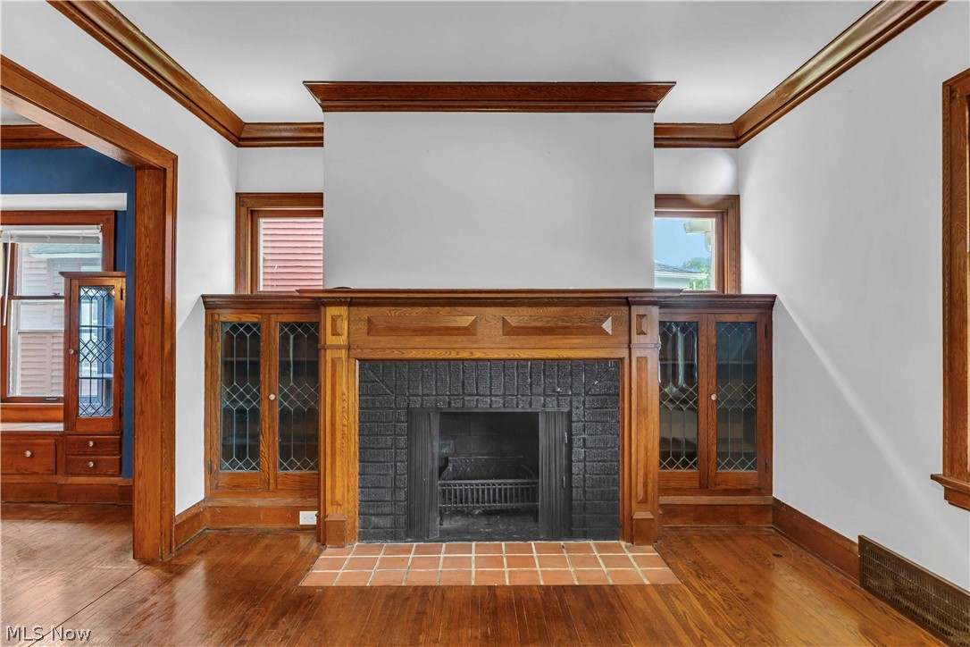3177 Warren Road