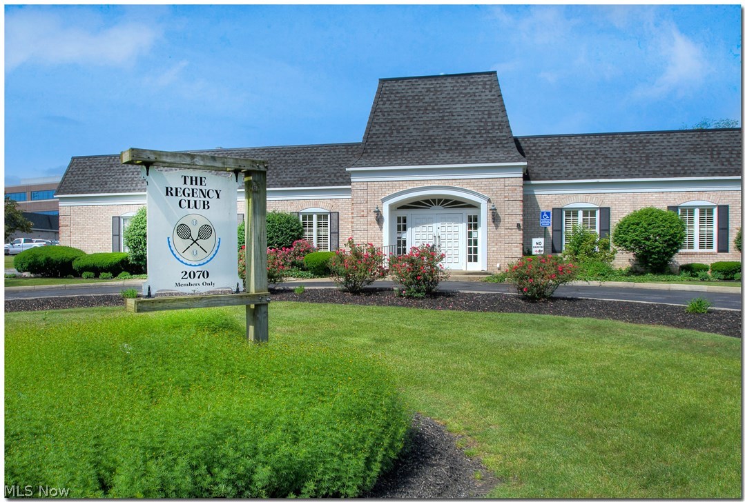 Danford Square Condo - Residential