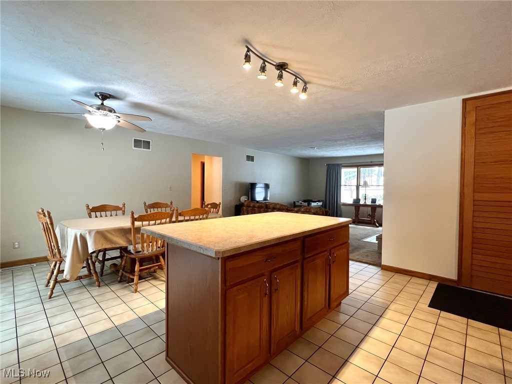 14492 Garden Street, Burton, Ohio image 6