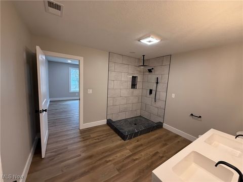 Tiny photo for 3010 9th Avenue, Vienna, WV 26105 (MLS # 5181151)