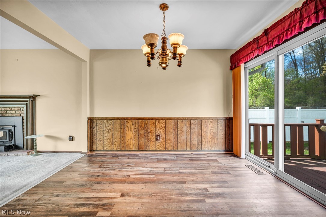 Village/Mineral Rdg - Residential