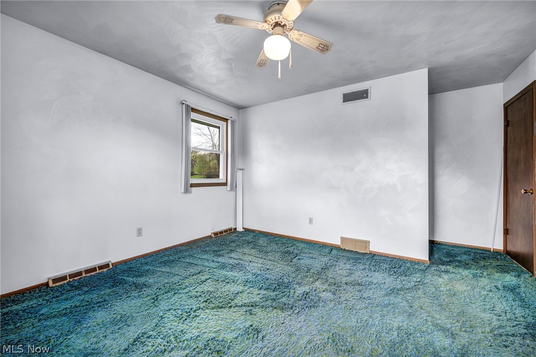 Village/Mineral Rdg - Residential