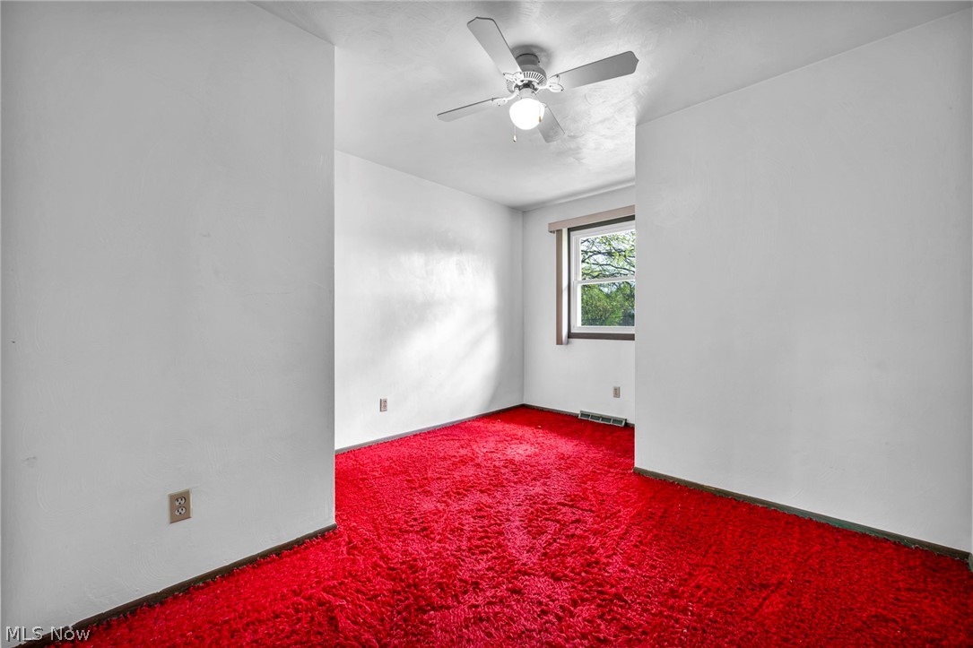 Village/Mineral Rdg - Residential