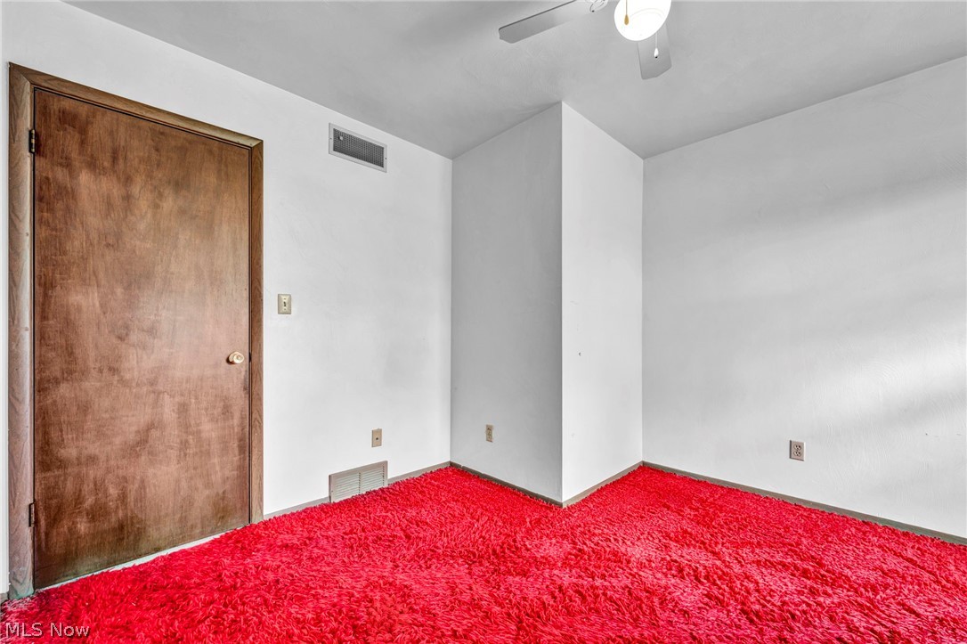 Village/Mineral Rdg - Residential