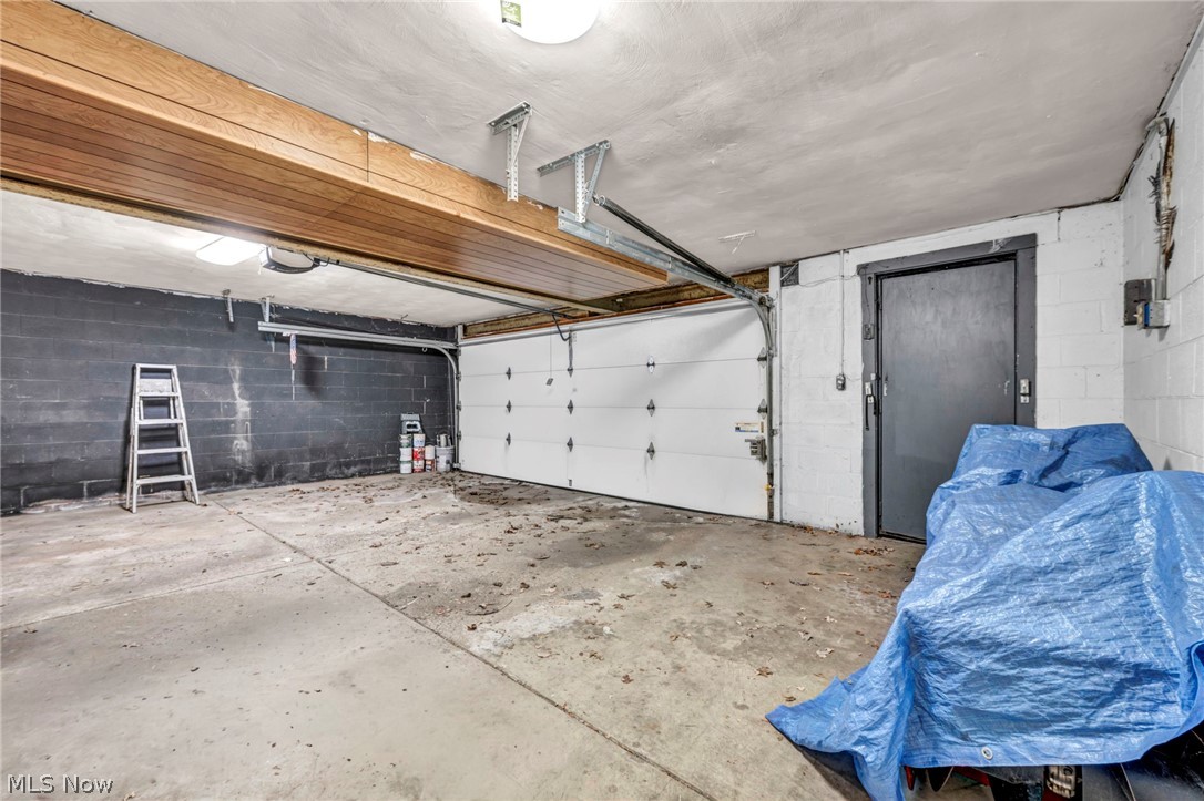 Village/Mineral Rdg - Residential