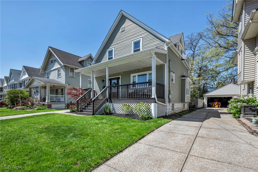 1250 Saint Charles Avenue, Lakewood, Ohio image 3