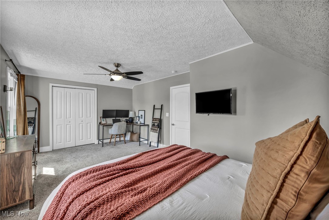1250 Saint Charles Avenue, Lakewood, Ohio image 32