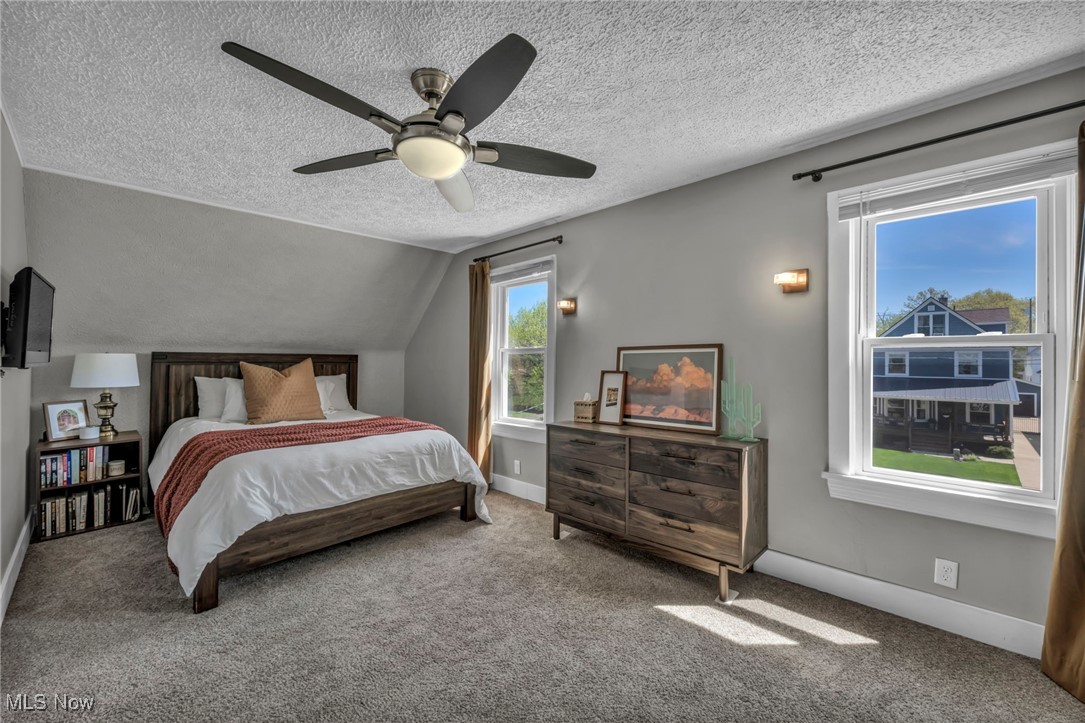 1250 Saint Charles Avenue, Lakewood, Ohio image 31