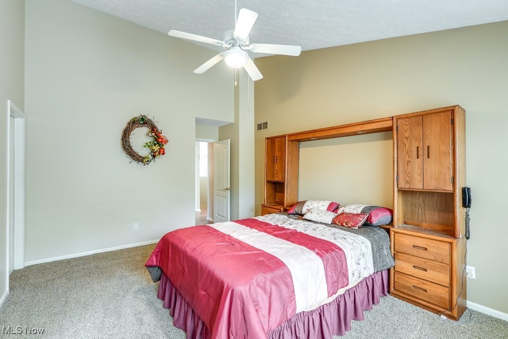 136 Kensington Court, Aurora, Ohio image 21