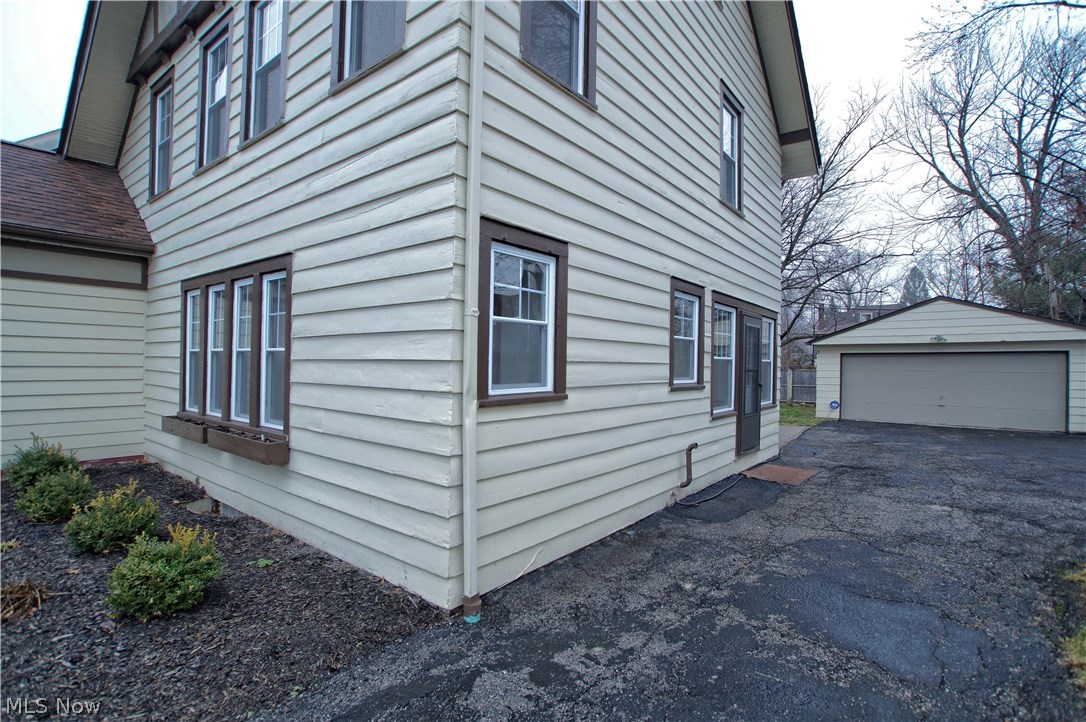 Cleveland Heights Realty Cos Forest - Residential