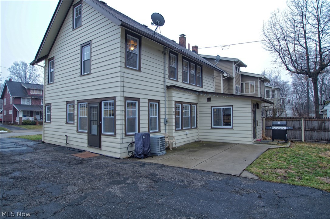 Cleveland Heights Realty Cos Forest - Residential