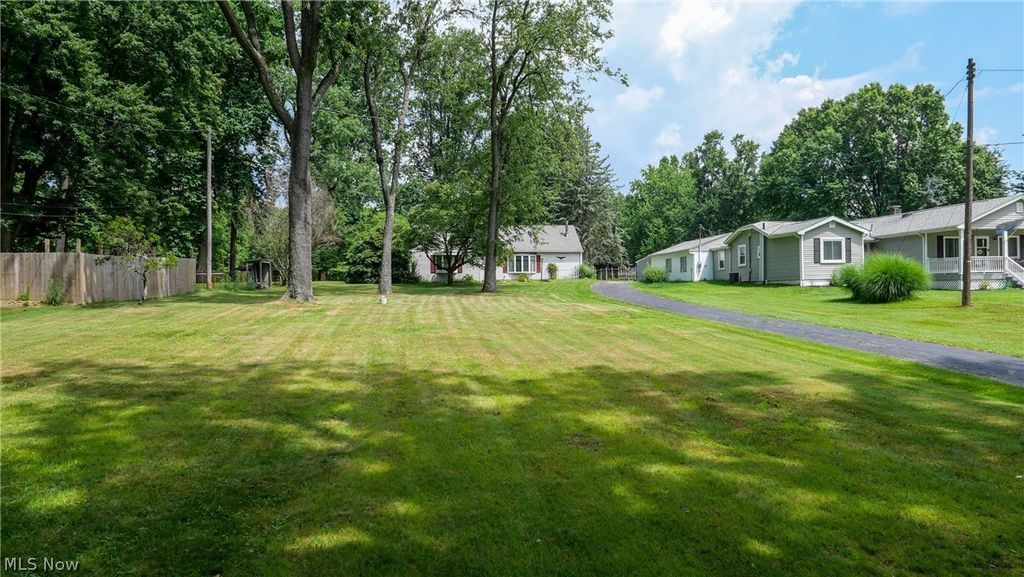 Photo of 603 East Avenue, Tallmadge, OH 44278 (MLS # 5224863)