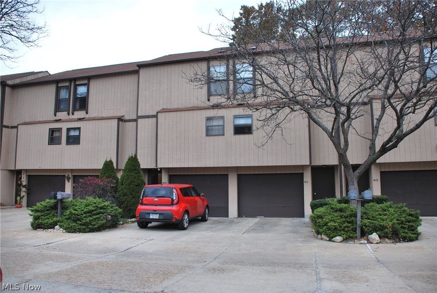 Very private, loft style one bedroom condo with own garage. Cathedral ceilings and lots of light! Private patio off the main living room with slider on the back large common area that looks like a gorgeous par! The exterior fencing was painted summer 2016. There is a one car attached garage and laundry on the ground level, walk up full set of steps from garage to the main living space with large Living Room with Cathedral Ceilings, space for dining table, Kitchen with breakfast bar for eat in kitchen with built in dishwasher and has stove and refrigerator, large bathroom and closet storage. Walk up to the huge loft bedroom that easily fits a king size bed and dressers or create a sitting area or office too with its' own Full bathroom with extra space and a large closet as well just outside the bathroom. Extra storage off of the first floor laundry room with mechanicals. Plenty of closet space! Comes with a 1 year home warranty!