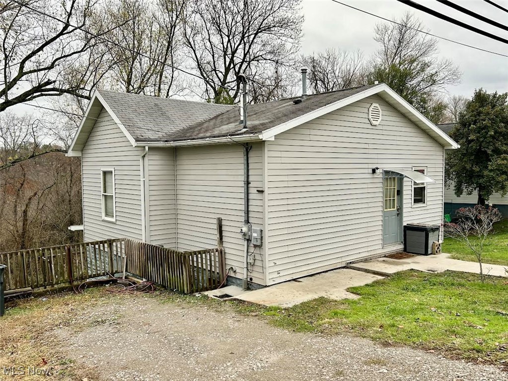 712 Cisler Drive, Marietta, Ohio image 17