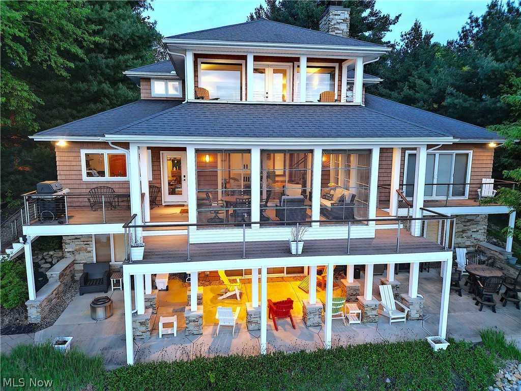 Roaming Rock - Residential