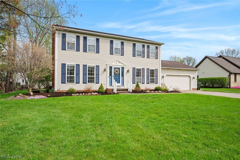 Photo of 1271 Atterbury Drive, Macedonia, OH 44056 (MLS # 5201882)